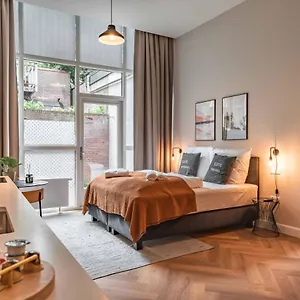 Limehome Keizerstraat Aparthotel The Hague